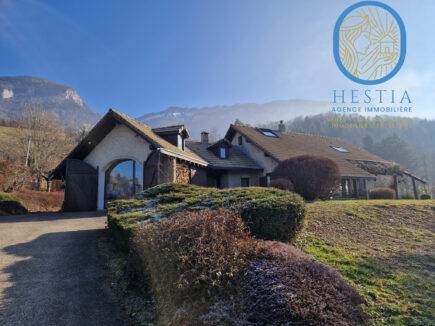 LA SURE EN CHARTREUSE, villa avec 2112 m2