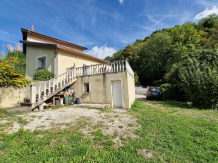 Voreppe villa avec sous-sol et vue!