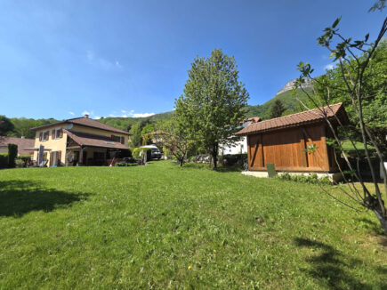 Voreppe villa avec terrain de 1006 m2