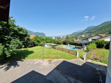 Voreppe, villa avec piscine