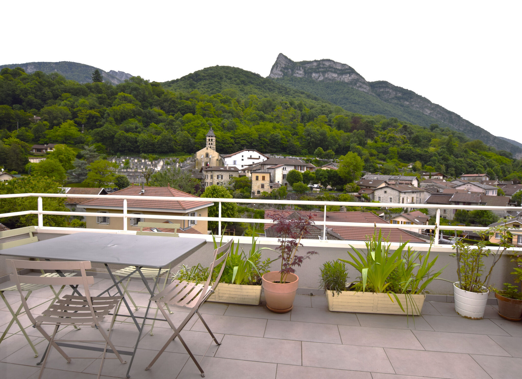 DEJA LOUE PAR HESTIA IMMO Appt T5 DUPLEX 115m2 garage grande terrasse