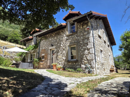 Veurey-Voroize, maison en pierre