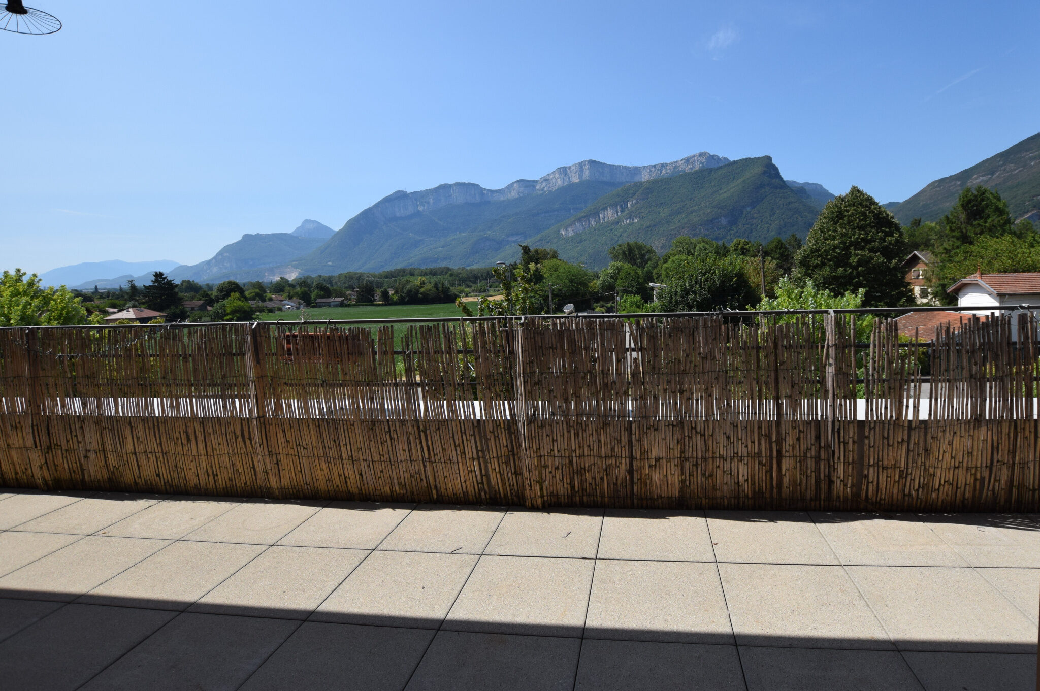 T3 avec grand balcon -voreppe