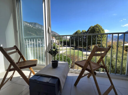 Voreppe, appartement 3P avec balcons