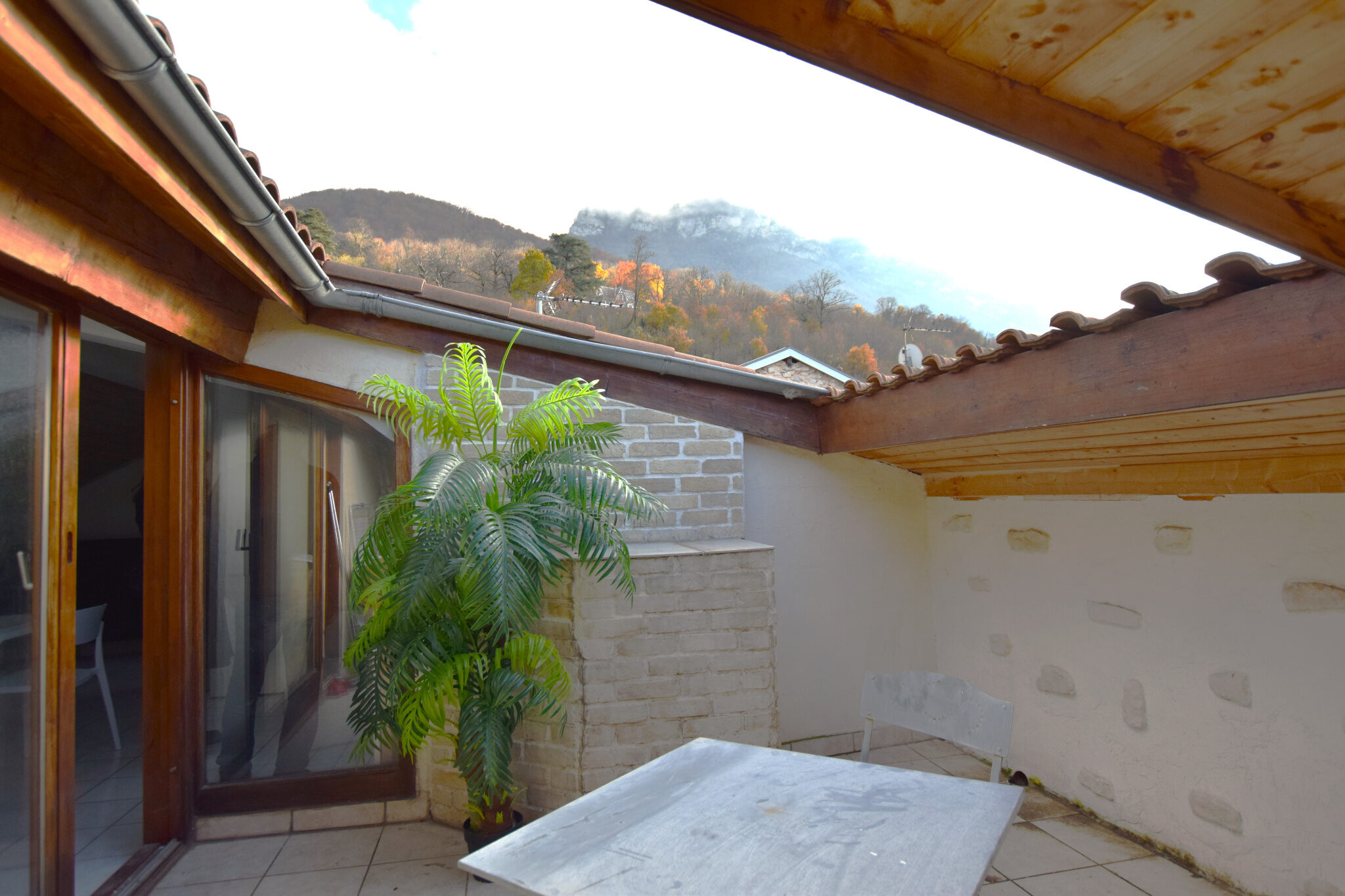 Voreppe T2 MEUBLé avec terrasse