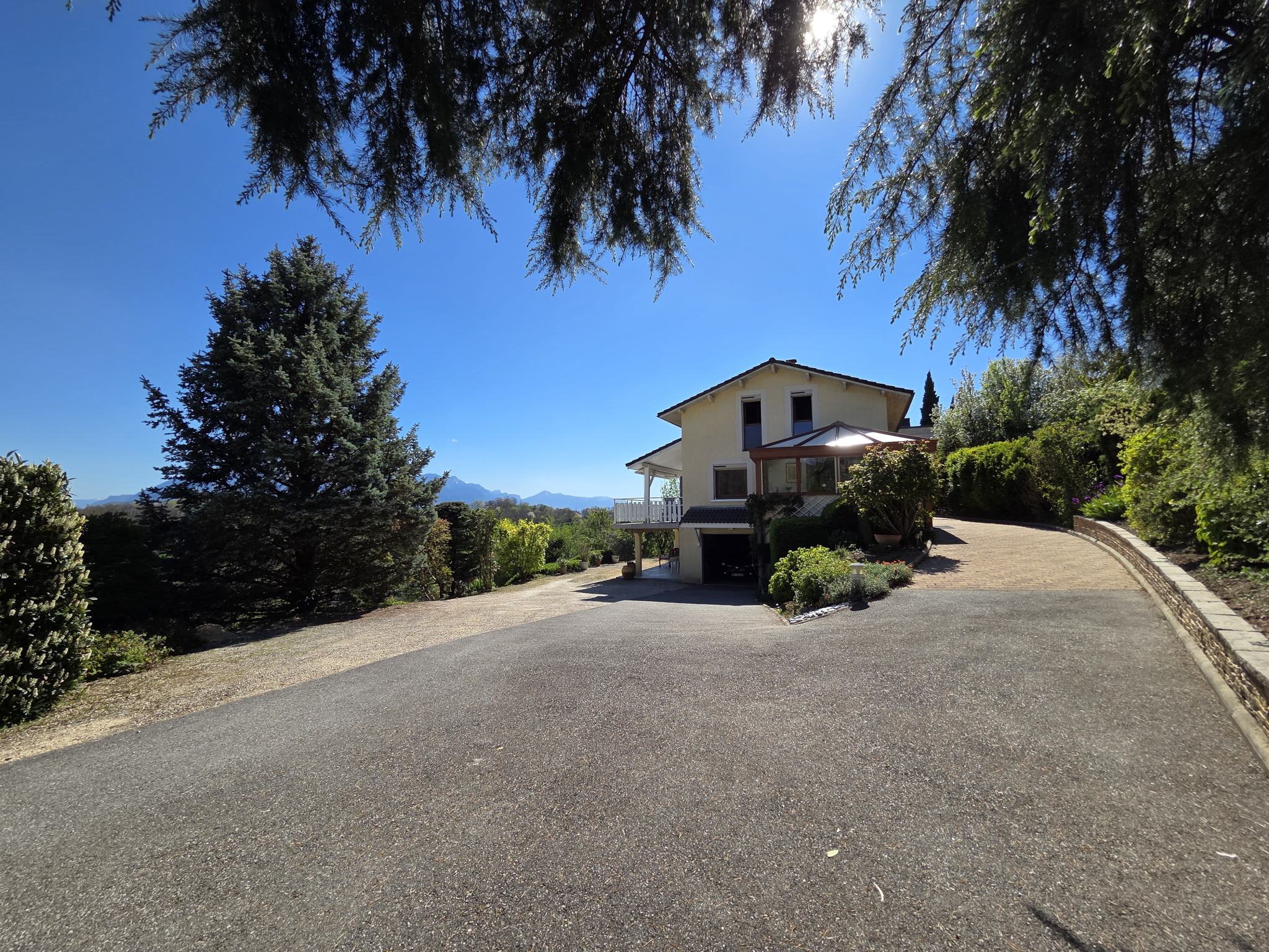 Maison 4 pièces 85 m² · à Voiron · 85 m² · 425 000 €